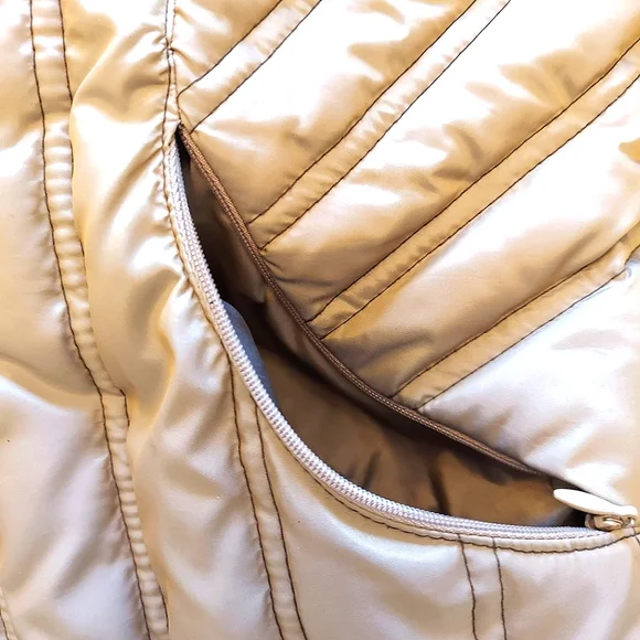 Women's Michael Kors down blend fur trimmed gold hooded puffer jacket SZ… - Picture 9 of 13